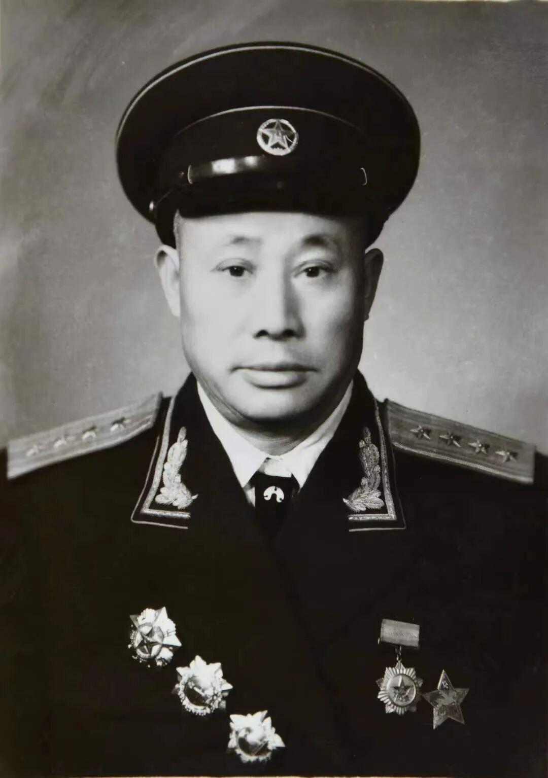 开国大校刘金山.jpg